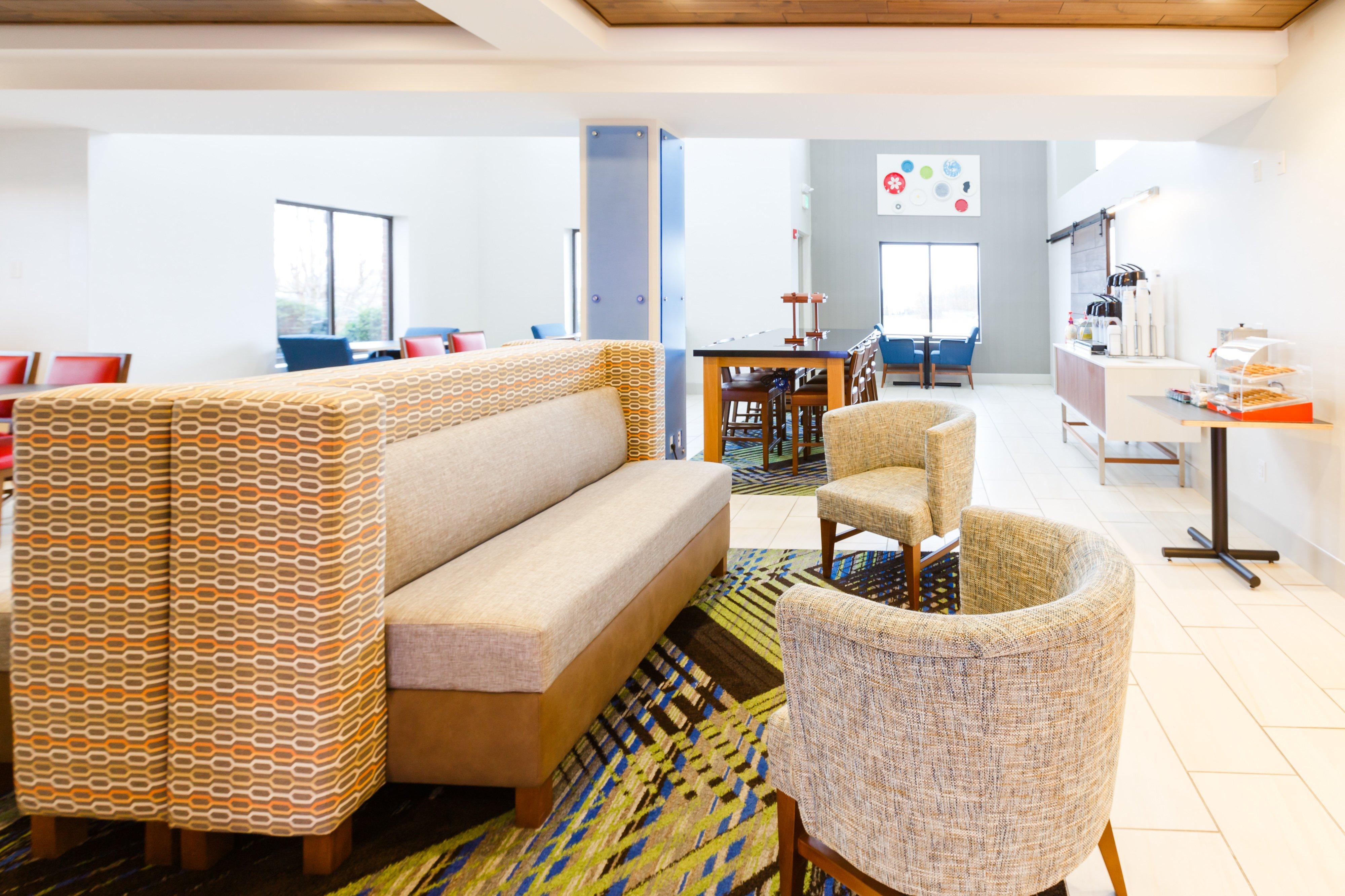 Holiday Inn Express & Suites Shelbyville By Ihg Eksteriør bilde