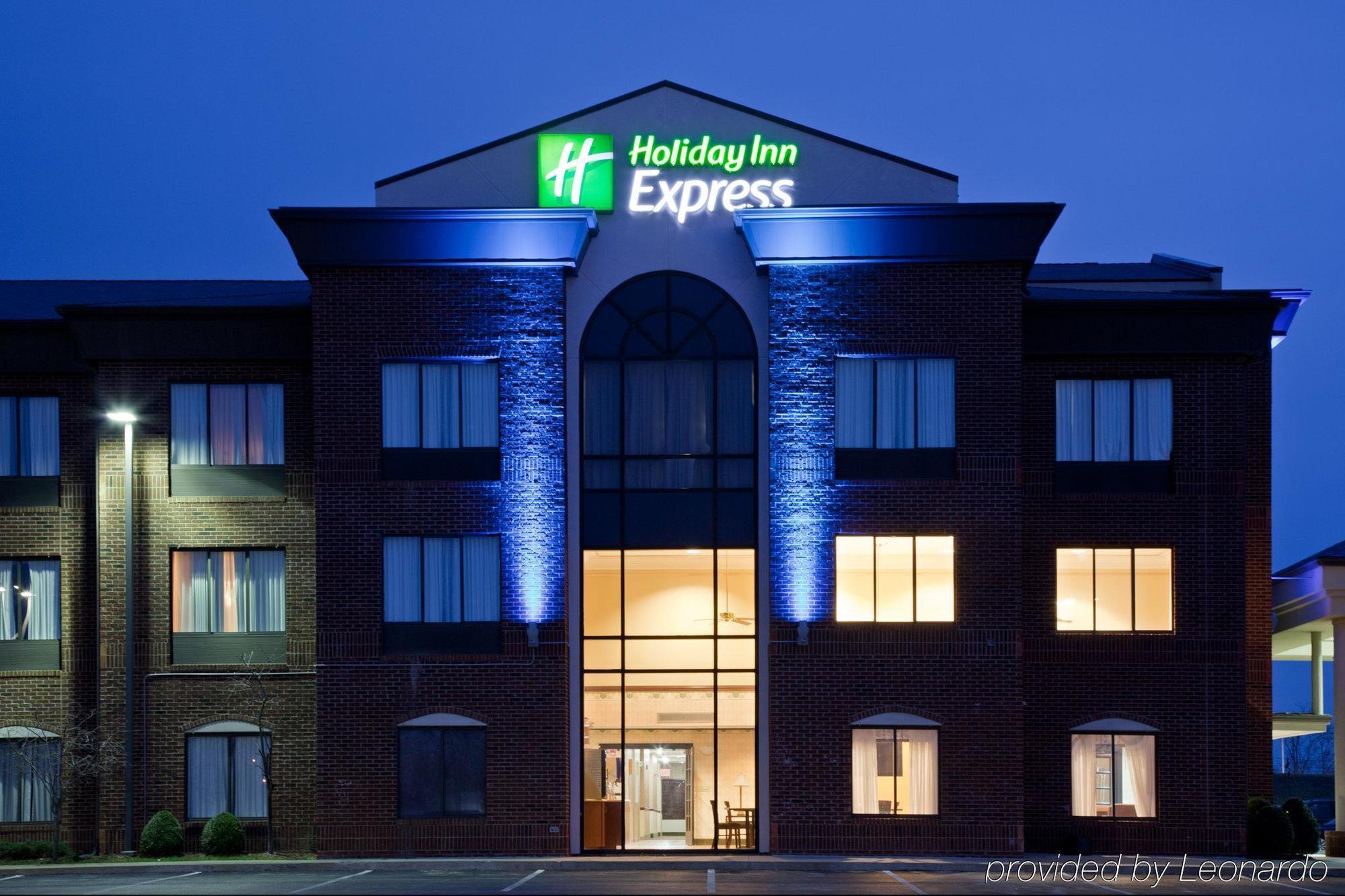 Holiday Inn Express & Suites Shelbyville By Ihg Eksteriør bilde