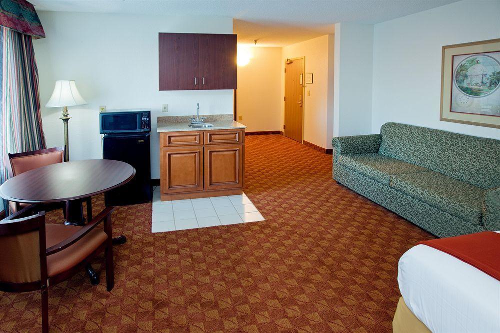 Holiday Inn Express & Suites Shelbyville By Ihg Rom bilde